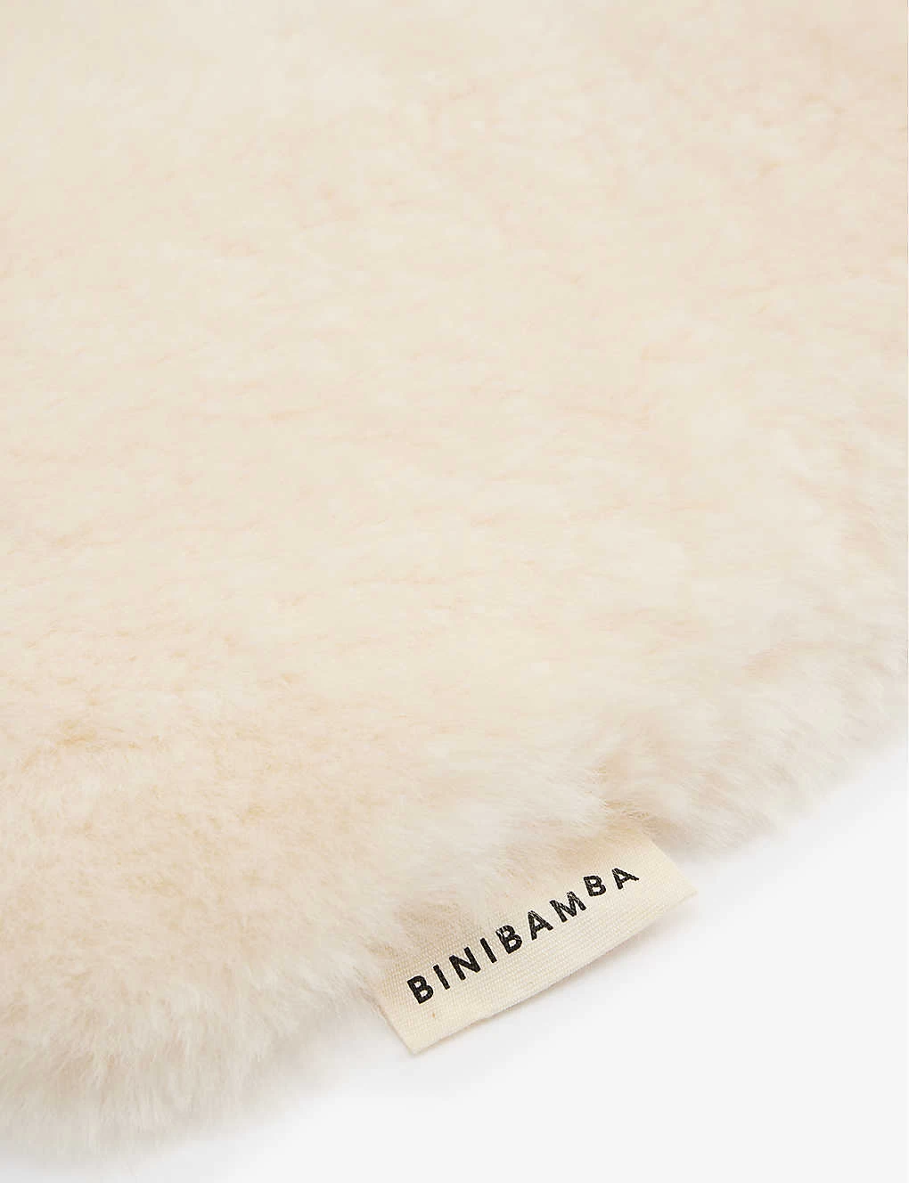 Yinyang Snuggler Sheepskin Pram Liner 2 Yinyang Snuggler Sheepskin Pram Liner - Image 2