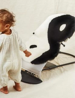 Yinyang Snuggler Sheepskin Pram Liner 13 Yinyang Snuggler Sheepskin Pram Liner -Kid Couture R04006936 MILKNOIR ALT05