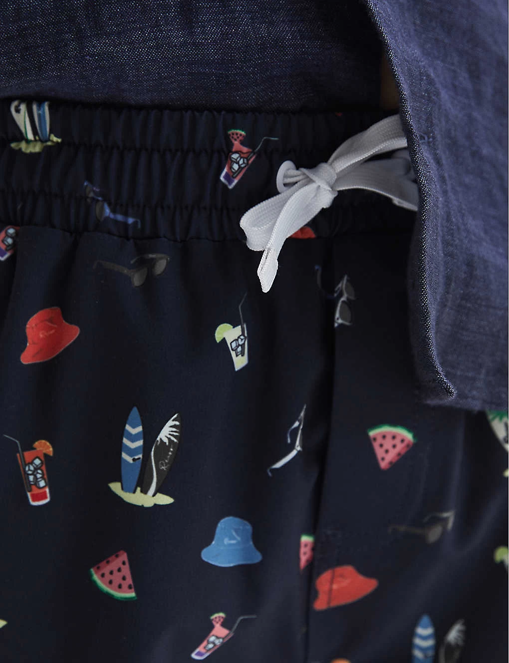 Reiss Augustus Beach-print Stretch Recycled-polyester Shorts 4-12 Years 2 Reiss Augustus Beach-print Stretch Recycled-polyester Shorts 4-12 Years - Image 2