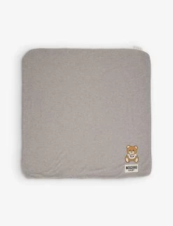MOSCHINO Teddy Bear-print Logo-patch Cotton-jersey Baby Blanket -Kid Couture R04187096 MELANGEGREY ALT02